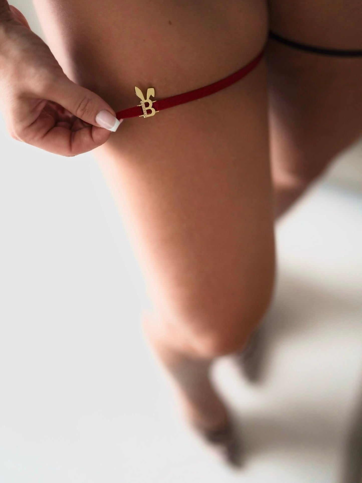 THIGH GARTER IN RED WINE - BUNNIES' ROOM