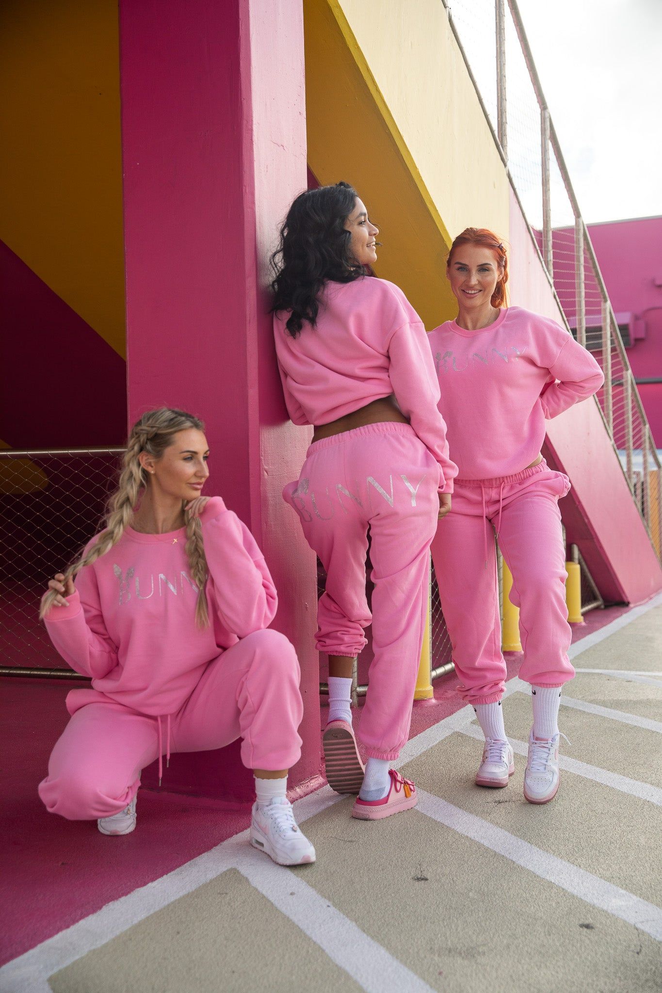 SWEATPANTS IN CANDY PINK - BUNNIES ROOM