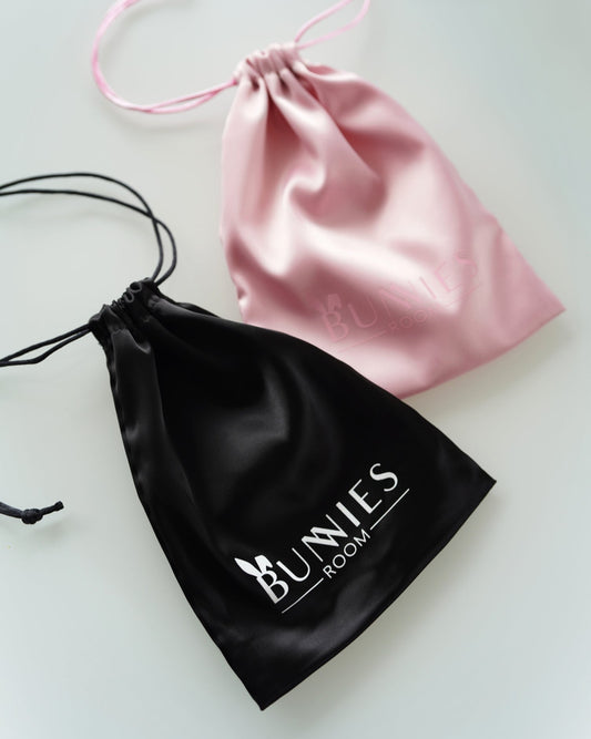 Satin Pouch - BUNNIES ROOM